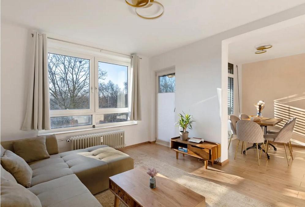 Charmentes Privatzimmer Mit Kueche, Naturgebiet 杜塞尔多夫 外观 照片